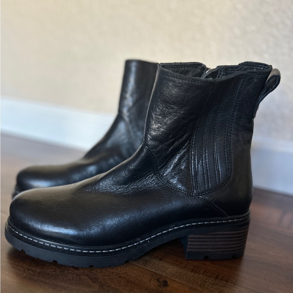 SoftWalk Black Leather Ankle Booties